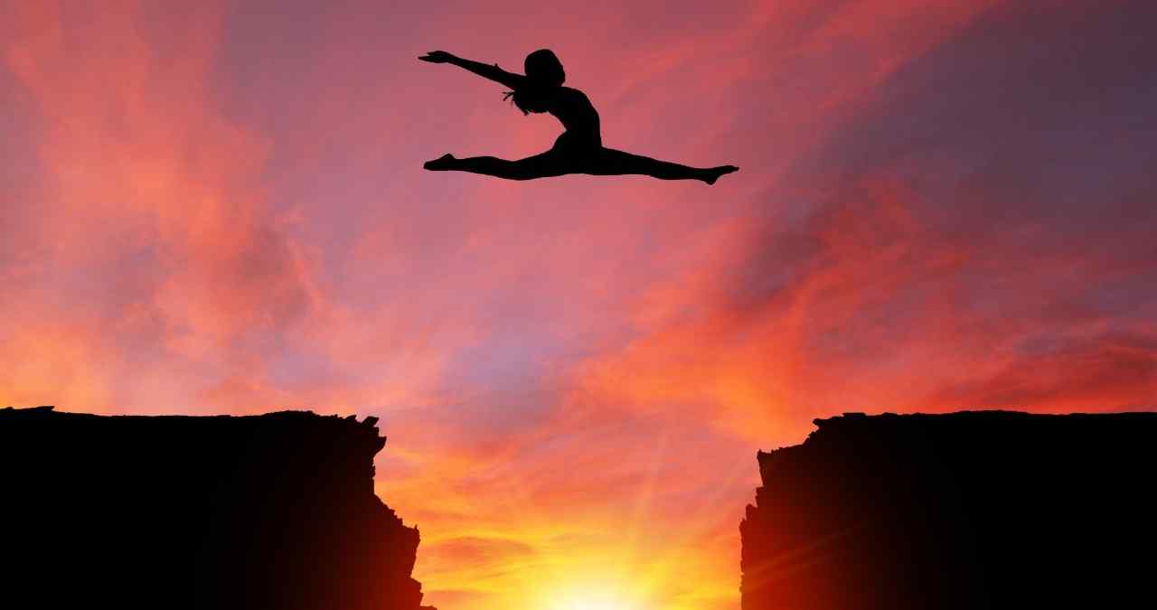 Strength Tarot Card Meaning - 35 Interpretations!