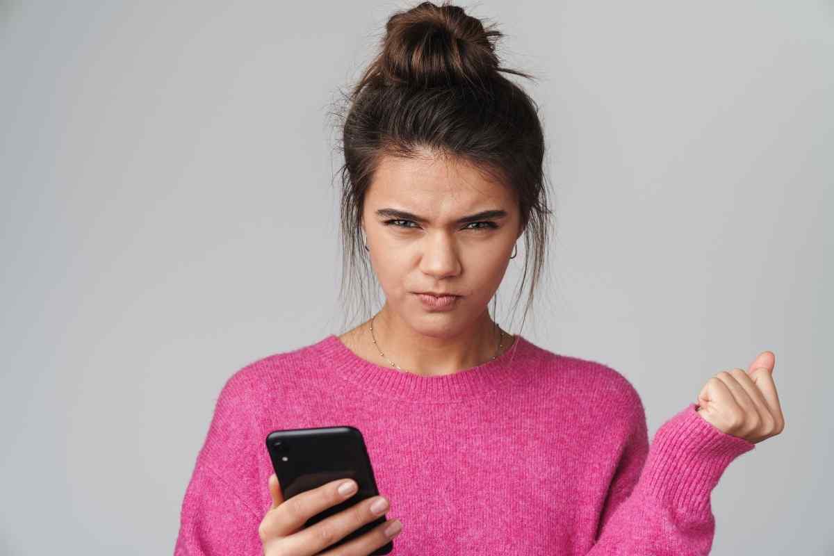 How To Text A Cancer Woman?