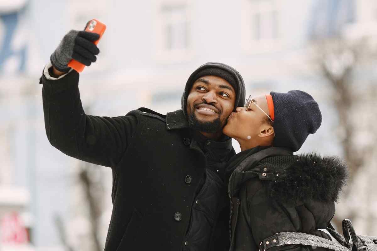 How To Text A Libra Woman