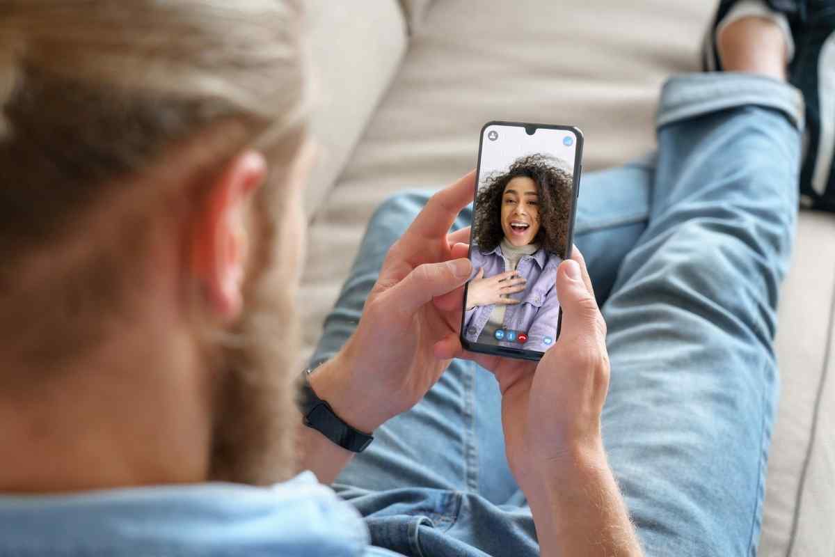 How To Text A Libra Woman