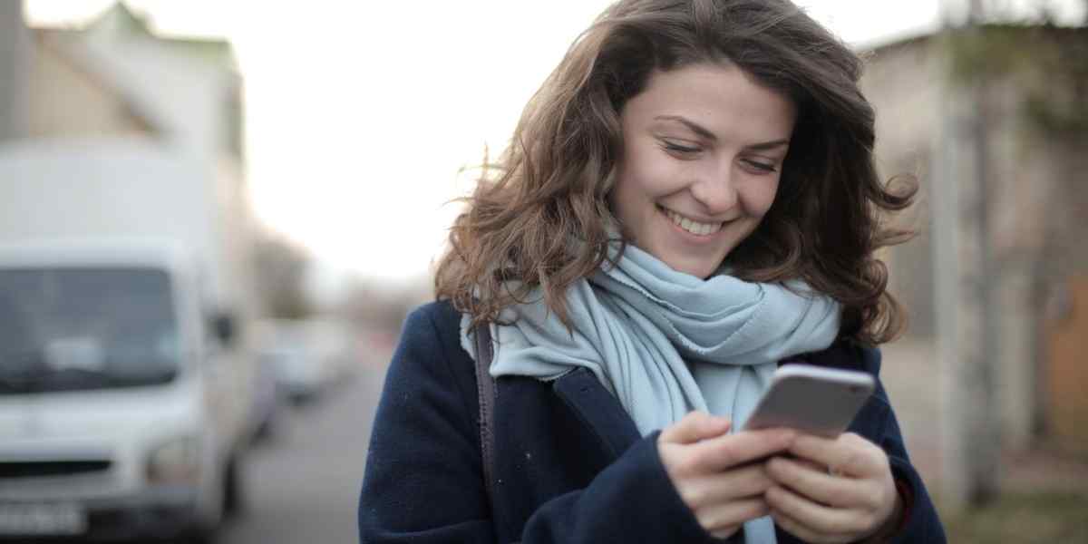 How To Text A Pisces Woman?