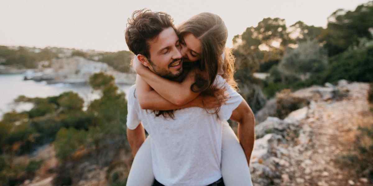 What Does An Aries Man Like In A Woman?