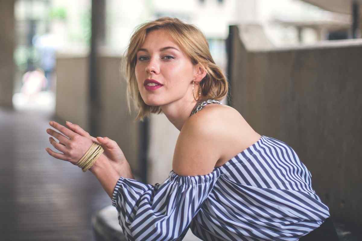 10 Signs that an Aries Woman is Falling for You