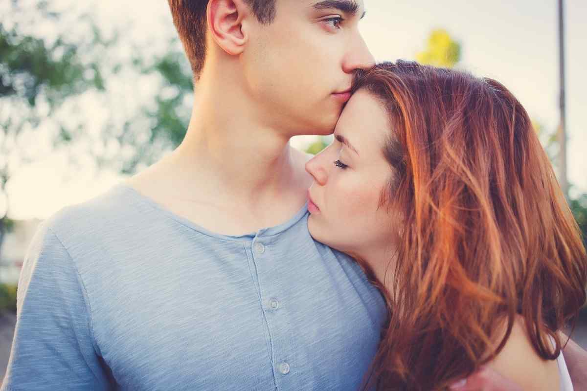 A Pisces woman spending relaxed, comfortable time with someone she is drawn to