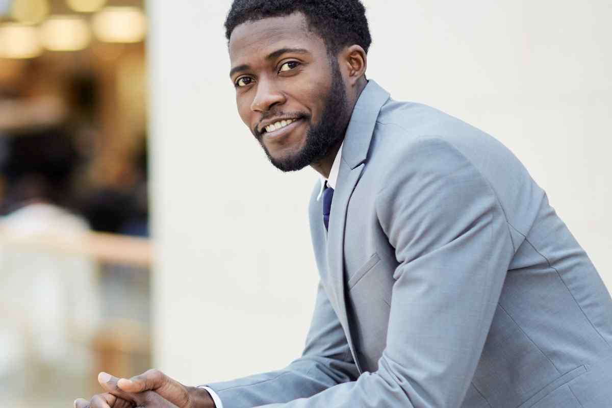 7 Signs A Pisces Man Is Falling For You