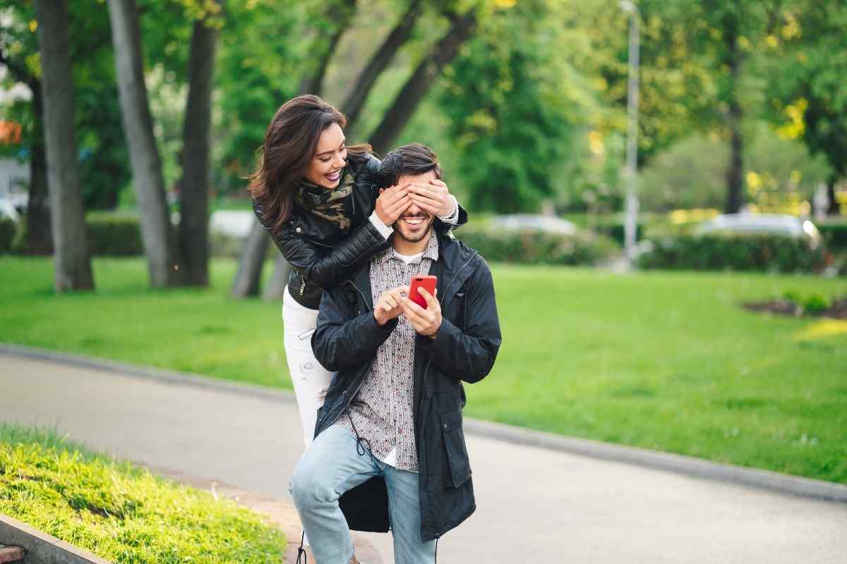 7 Signs A Capricorn Woman Is In Love