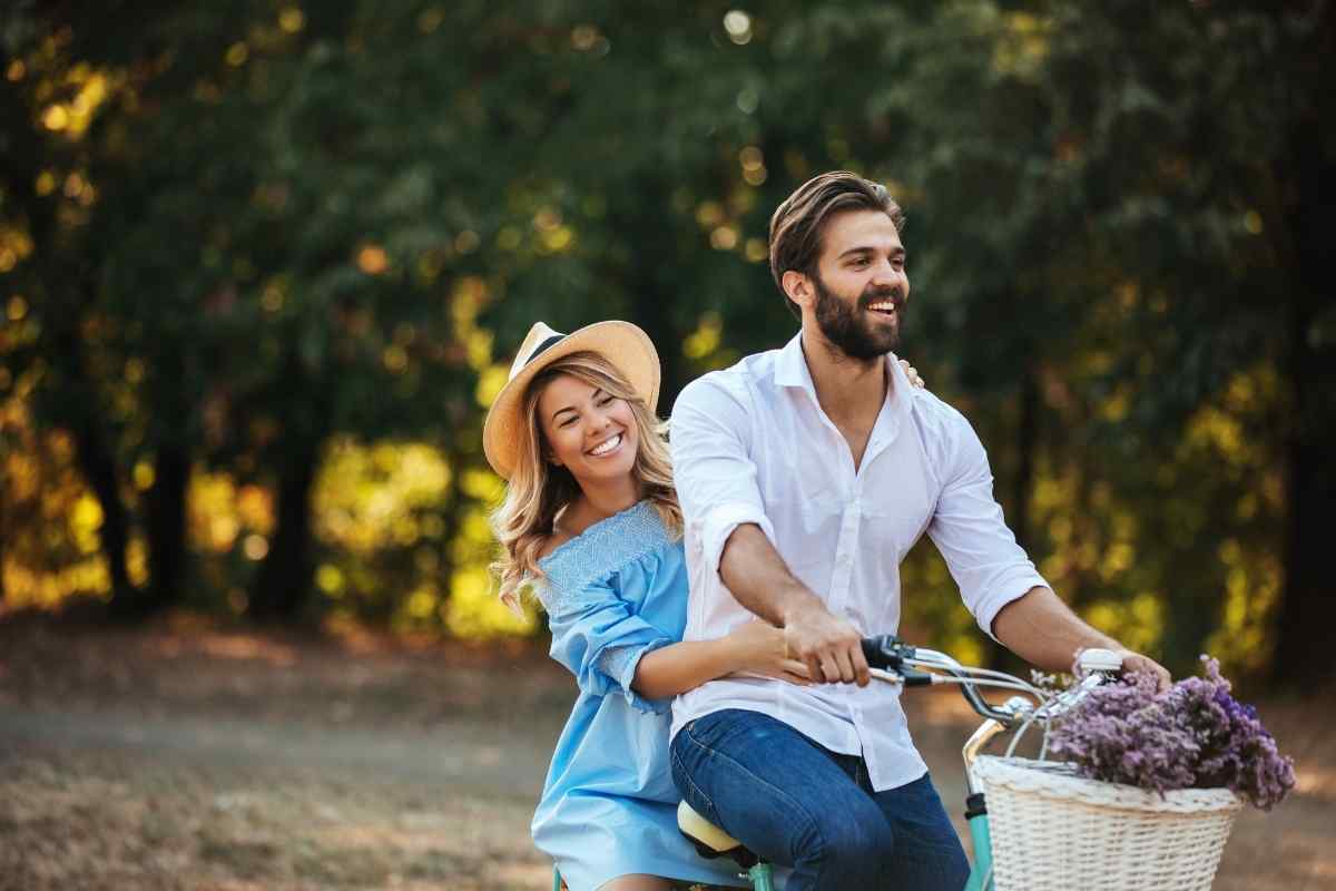 7 Signs A Gemini Man Is In Love