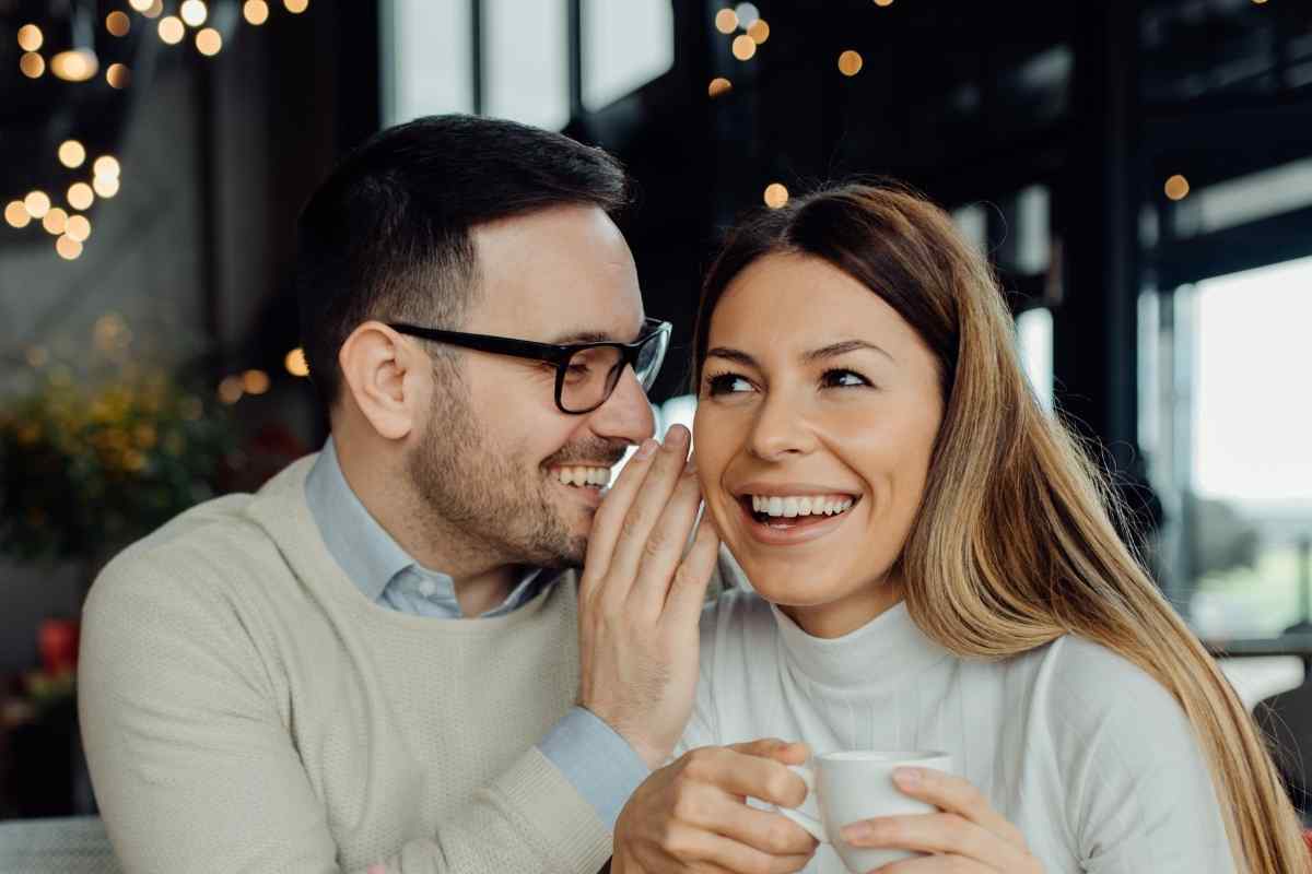 5 Clues A Pisces Man Is Flirting With You