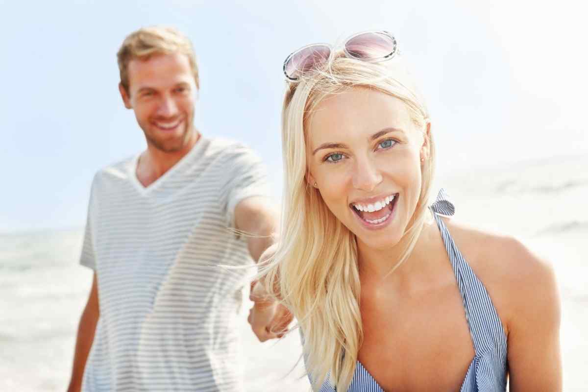 5 Clues A Sagittarius Woman Is Flirting With You