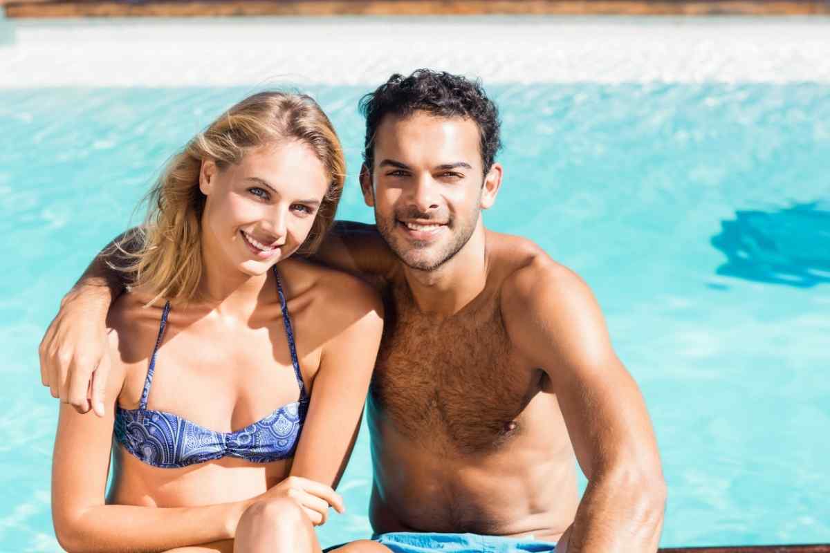 5 Signs An Aquarius Man Is Playing You