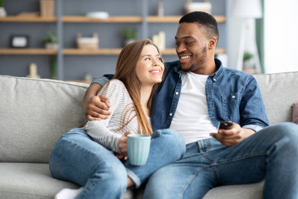 5 Signs A Leo Woman Is Using You